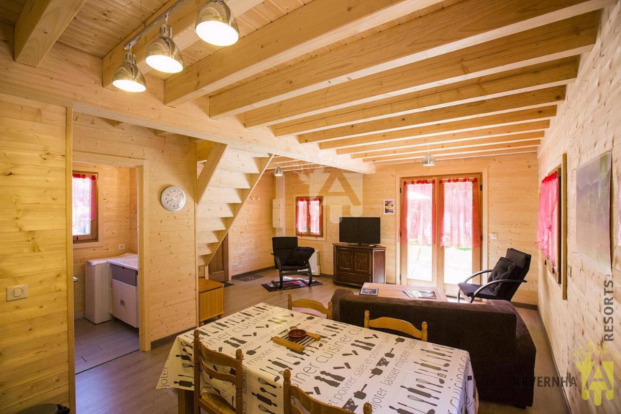 Chalet Des Noisettes Murol Exteriér fotografie